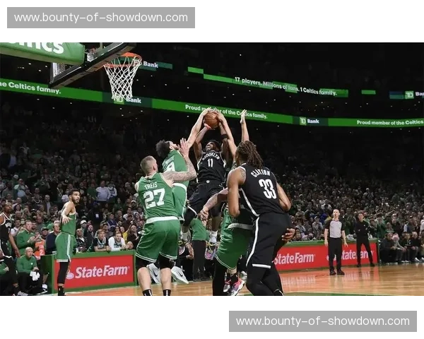 乌度卡构建多重防守屏障 火箭用车轮战消耗对手核心 乌度卡构建多重防守屏障 火箭用车轮战消耗对手核心